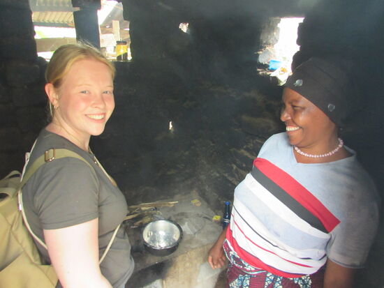 Puh - die ganze Küche ist voller Qualm - aber der Kaffee muss ja schließlich geröstet werden