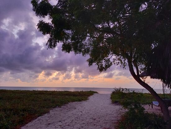 Gegen 19Uhr wird es dunkel.