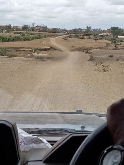 Wir sind auf staubigen Pisten unterwegs....