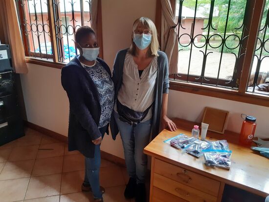 Reichlich Kosmetik für die Nannys.