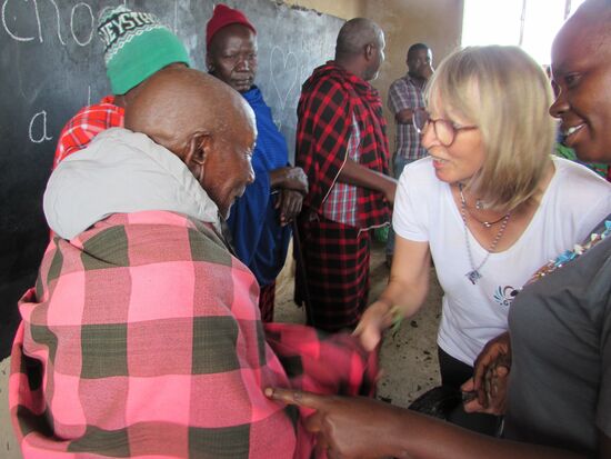 Er freute sich über meine Begrüßung auf Swaheli "Shikamo" - so begrüßt man ältere Menschen.