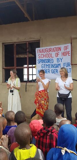 Links im Bild ist Cindy, sie macht heute viele Fotos für mich. Darüber freue ich mich sehr!