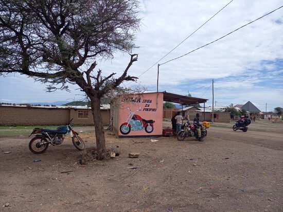 Eine weitere Wandmalerei zieht unser Interesse an.