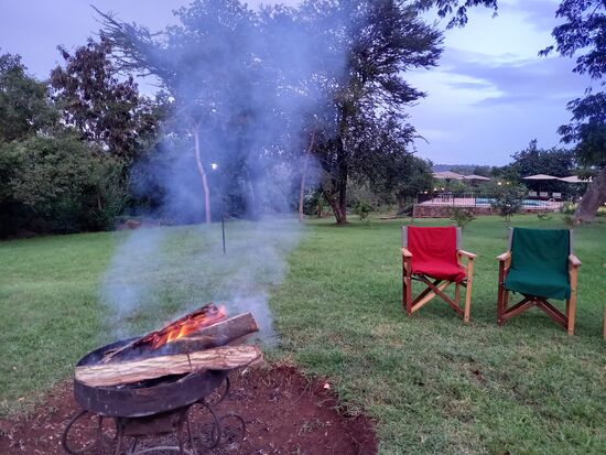 Mit einem Lagerfeuer wird es gemütlich.