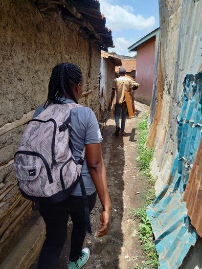 Es geht durch schmale Gassen