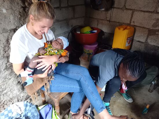 Die Kleine Stella ist inzwischen bei Laura  
