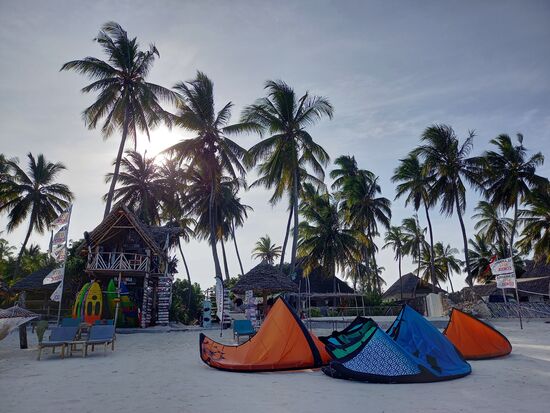 Gegen 19Uhr geht die Sonne unter.