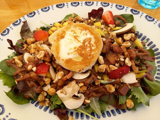 Wir kehren zum Mittag ein - Leckeres Essen