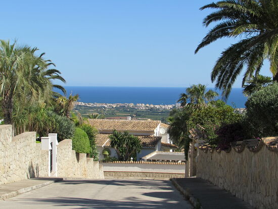 Hier parken wir und genießen den Blick Richtung Meer.