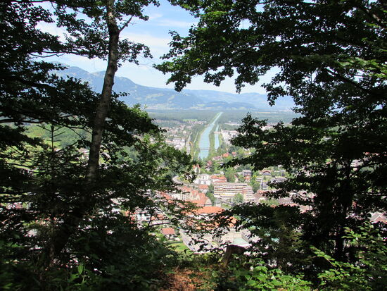 Von oben haben wir eine tolle Sicht auf Frastanz.