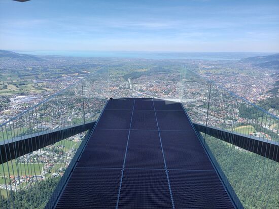 Die Panorama Plattform auf dem Karren.