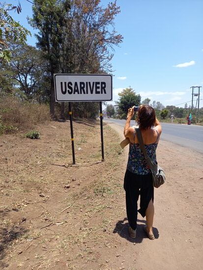 Tena na tena UsaRiver