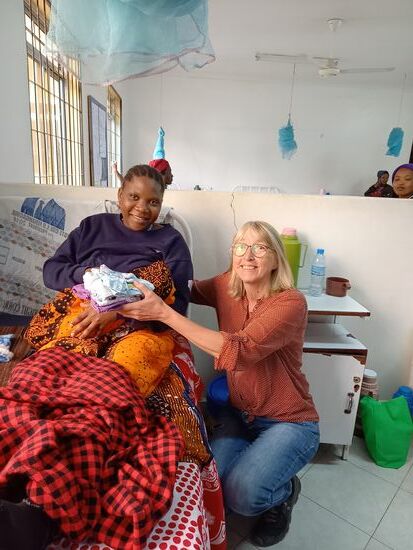 Diese Mutter freut sich