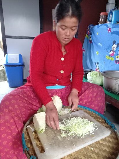 Auch Kohl wird klein geschnitten.