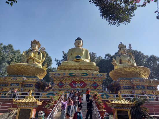 Unterhalb der Tempelanlage findet sich der Buddha Park.