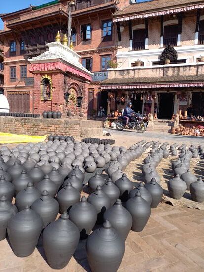 Hier stehen die Gefäße zum trocknen.