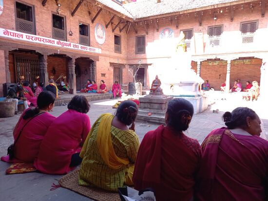 Wir hatten die Chance an einer kleinen Zeremonie beizuwohnen.