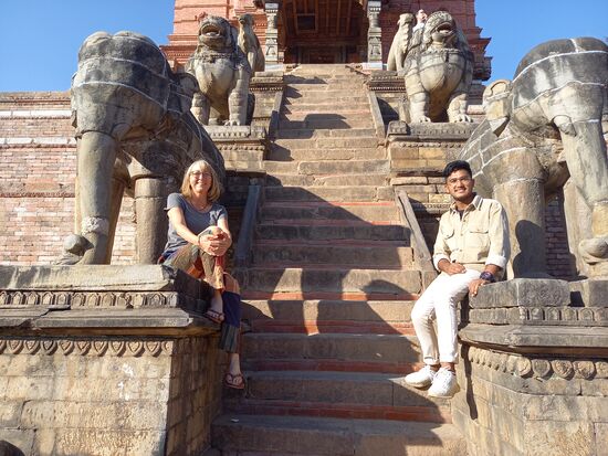 Die historischen Tempel eignen sich hervorragend für gemeinsame Fotos  