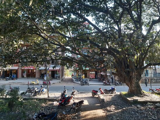 Gegen Abend verabschieden wir uns und vereinbaren ein zweites Treffen  