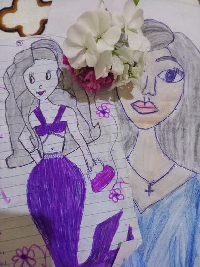 Ich bekomme von den Kindern noch ein paar Gemälde und Blumen aus Nachbars Garten in die Hand gedrückt    - wie süß ist das denn!