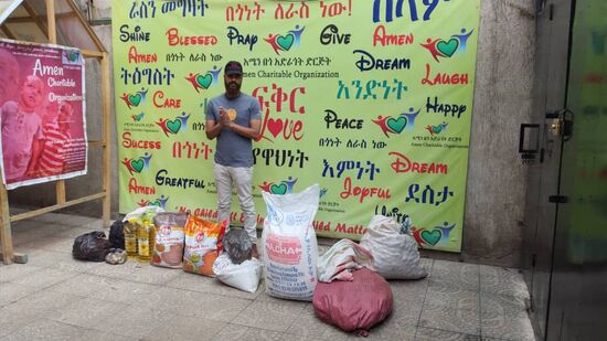 Am Ende ist wieder ganz schön viel zusammen gekommen. Das reicht ungefähr eine Woche für die über 40ig Kinder und ihre Betreuer.