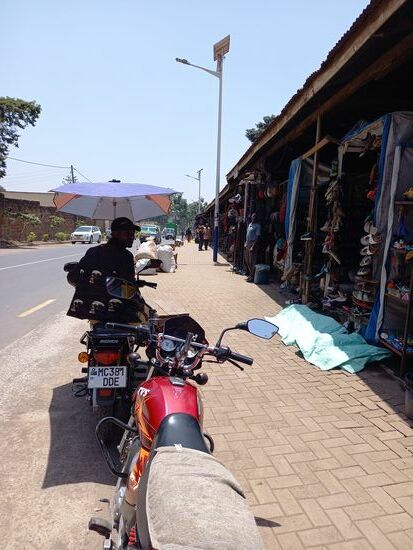 Somit starten wir am Second Hand Market 
Hier ist das Angebot von allem riesengroß, das muss man gesehen haben.