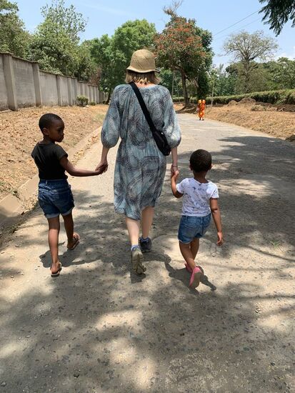 Wir gehen derweil zurück ins Tanz Hands