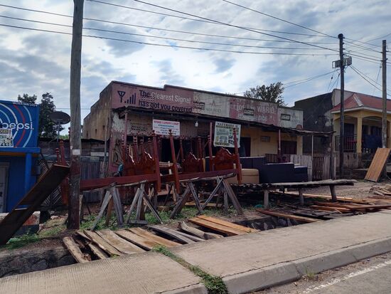 Hier werden Betten gezimmert.