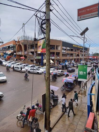 Wir finden ein gutes Restaurant und stärken uns erstmal.