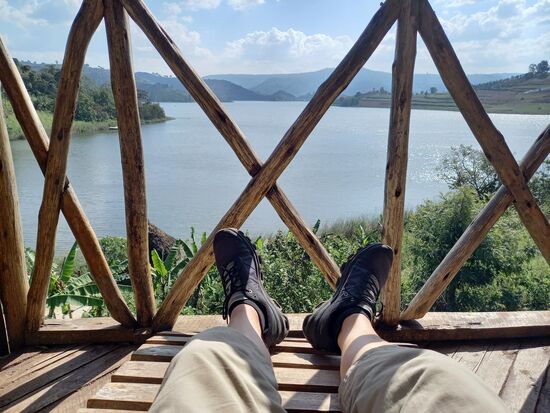 Dann erst mal die Füße hoch und die Aussicht genießen  