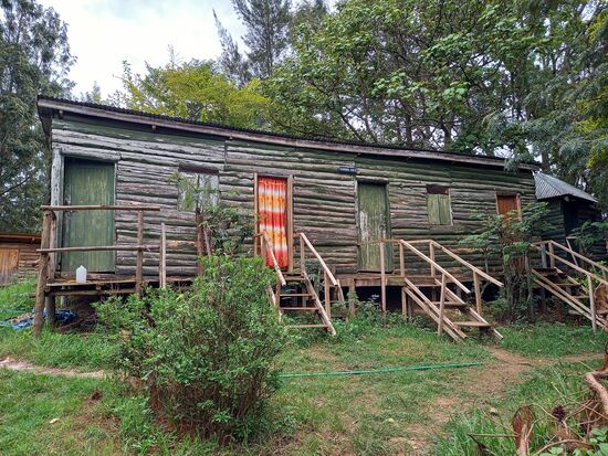 Hier leben die Angestellten unserer Lodge.