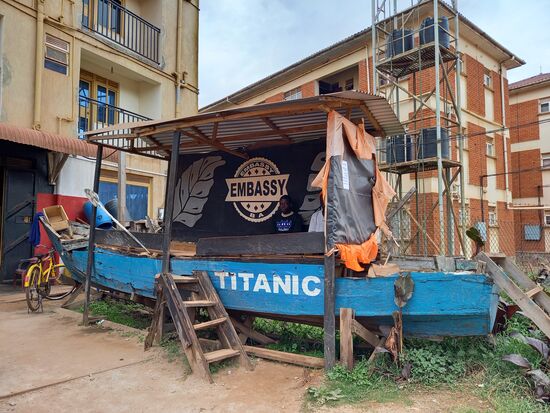 Morgen reisen wir zum Lake Mburo  