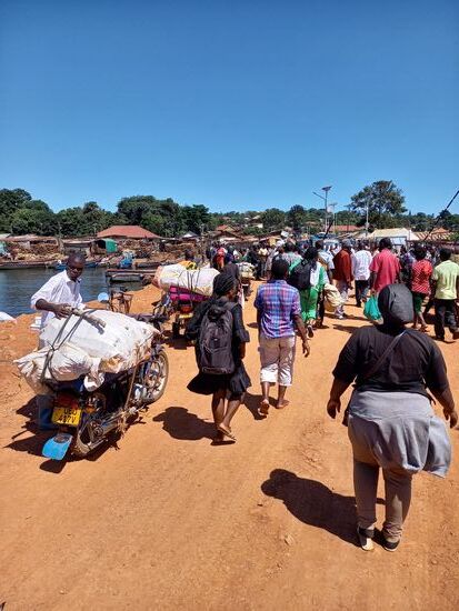 Und schon ging alles wieder von Bord.