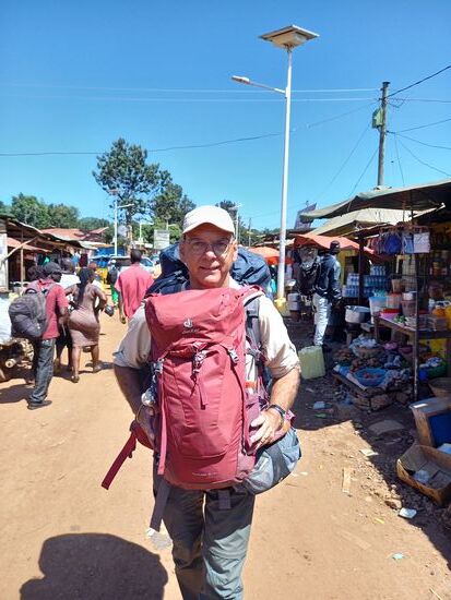Wir haben Hunger und gehen direkt zum Banga Beach um Fisch zu essen.