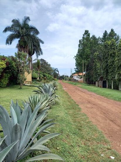 Die Straße vor dem Gästehaus