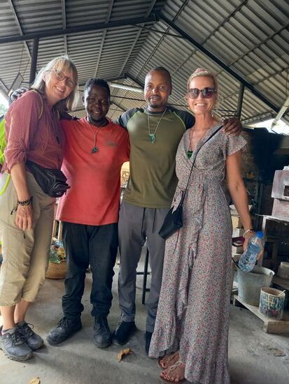 Ein kleines Herz aus Glas als Gastgeschenk  - wie schön ist das denn - wir freuen uns riesig.