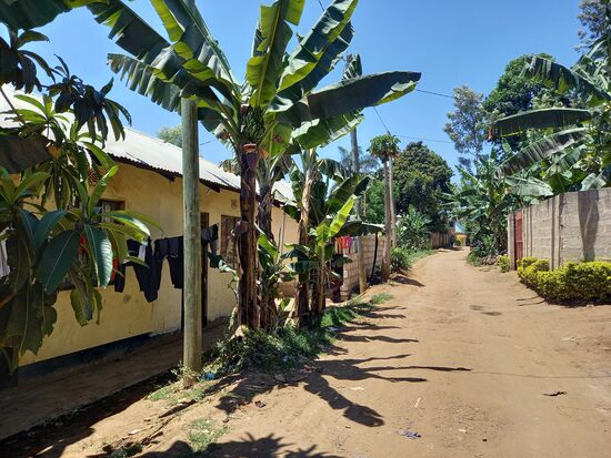 Wir machen uns auf den Weg zu einem weiteren Patenkind und seiner Familie.