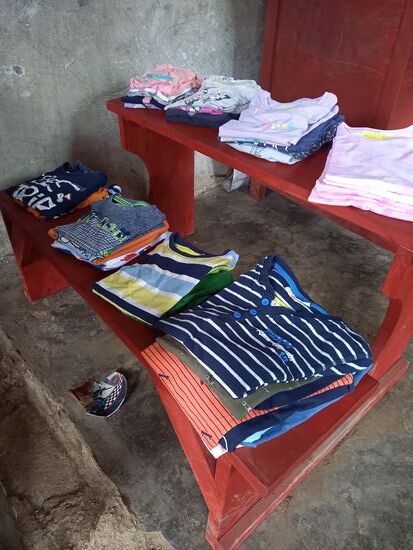 Ich habe bereits Zuhause alles nach Größen vorsortiert.