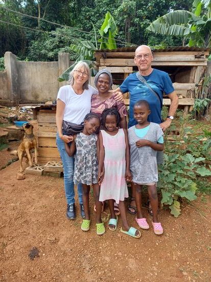 Die Mädchen suchen sofort die Nähe.