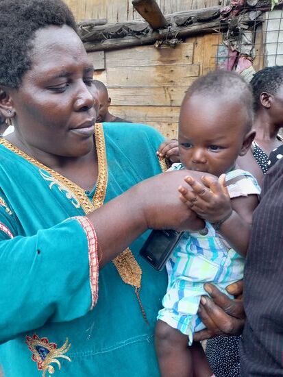 Diese Frau leitet mit Unterstützung von Paul dieses Projekt.