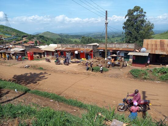 Blick auf die Hauptstraße