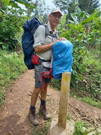 Inzwischen ist unser Lächeln schon etwas gequält.