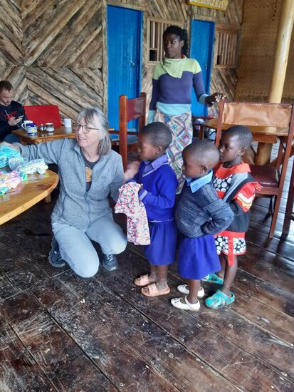 Jedes Mädchen bekommt ein Kleid