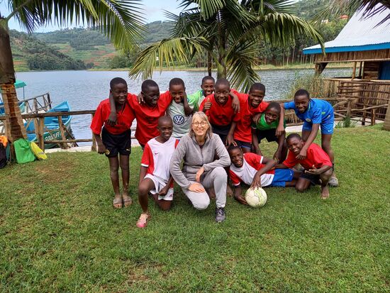 Wie sagt man so schön:"die Freude die man austeilt, kehrt ins eigene Herz zurück."
Ein riesen Dankeschön an alle die das möglich gemacht haben!