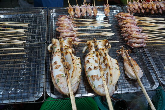 Gebratene Meeresfrüchte in allen Variationen