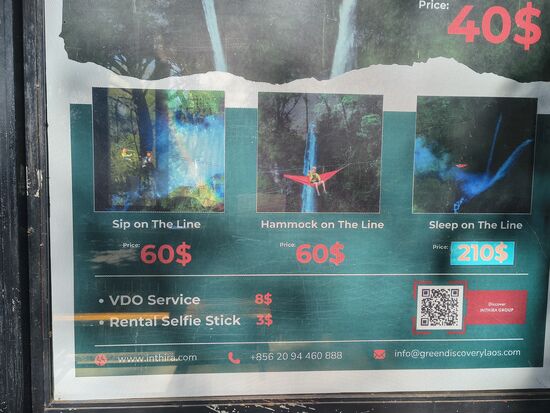 Und man kann nicht nur normal ziplinen, es geht auch mit Hängematte, mit Tisch und Stühlen + Kaffee oder für 210 Dollar eine Nacht auf der Zipline schlafen, verrückte Welt.