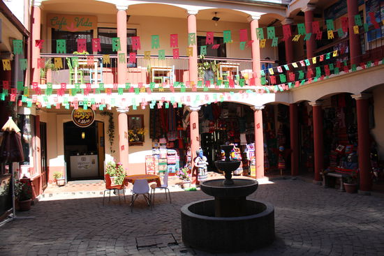 Viele der alten Häuser haben wunderschöne Innenhöfe