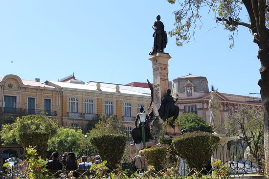 Plaza Murillo wo alle wichtigen Regierungsinstitutionen ihren Sitz haben. Pedro Murillo war ein wichtiger Kämpfer für die Unabhängigkeit und wurde von den Spaniern 1810 gehängt.