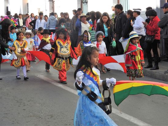 Das Mädchen in Ketten steht für das an Chile verlorene Gebiet
