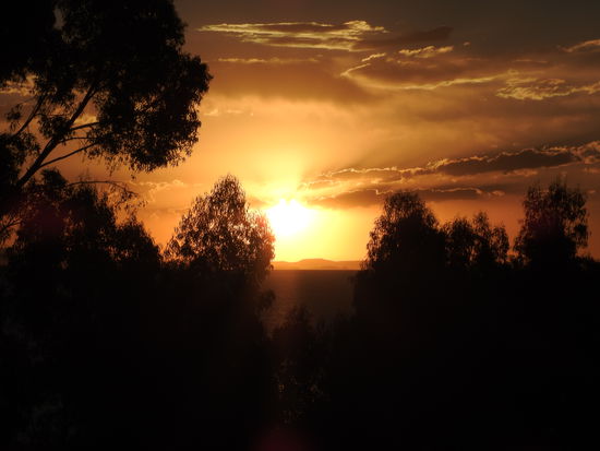 Sonnenuntergang diesmal überm Land und nicht dem See